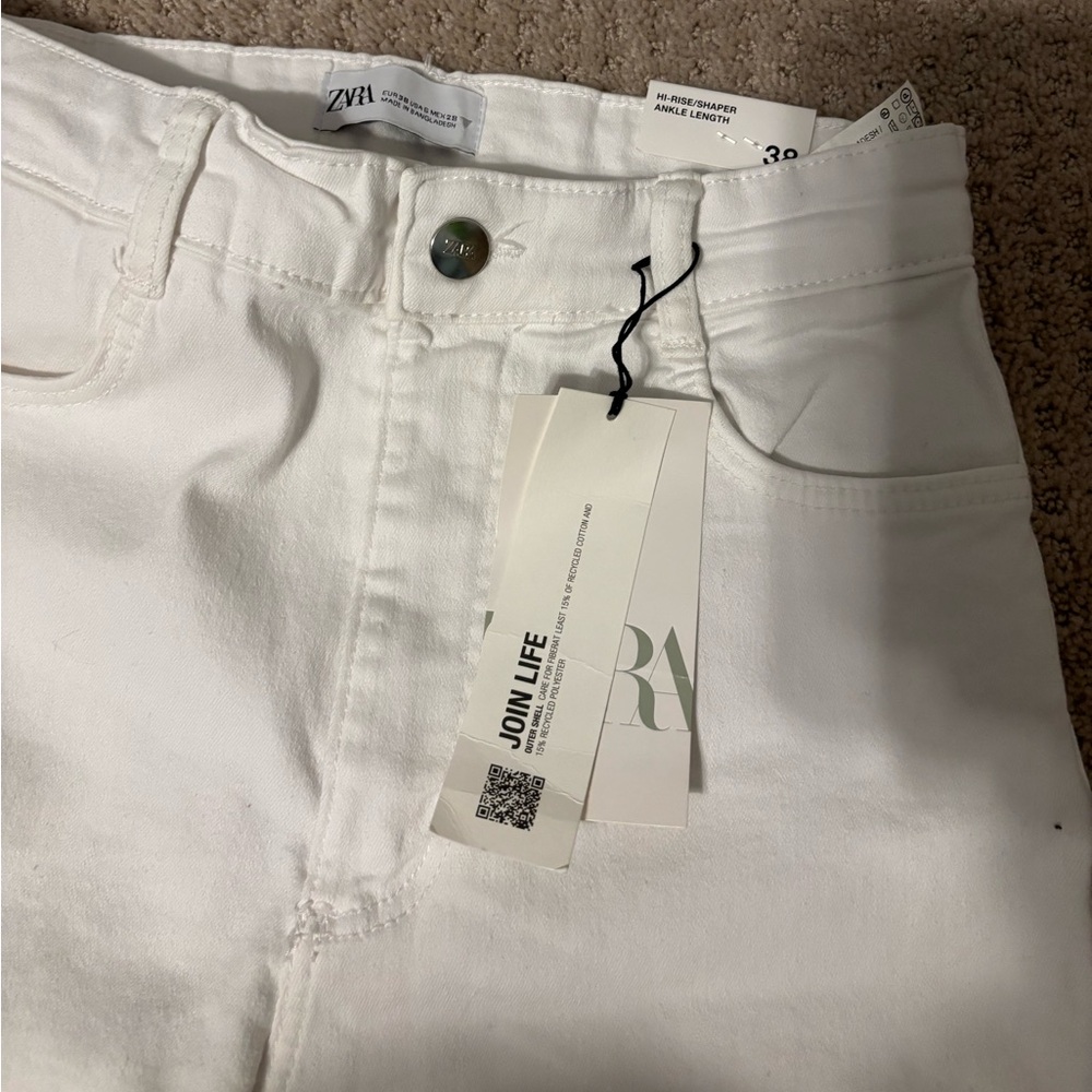 Zara White Skinny Jeans - New with Tags